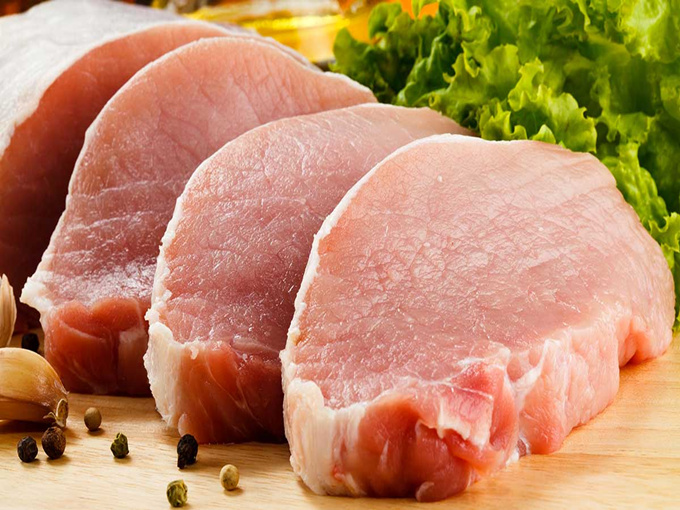 SMAKAR FISKKÖTT BÄTTRE MEDAN SVIN MATAS MED BETAIN?